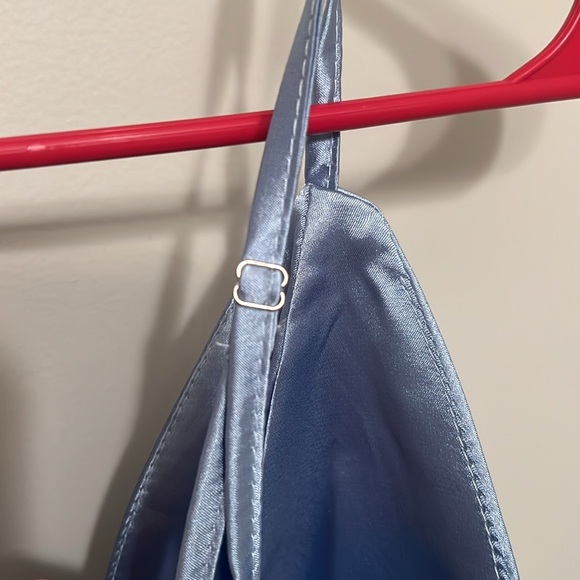 adjustable strings stretchy back crop top - Picture 3 of 3